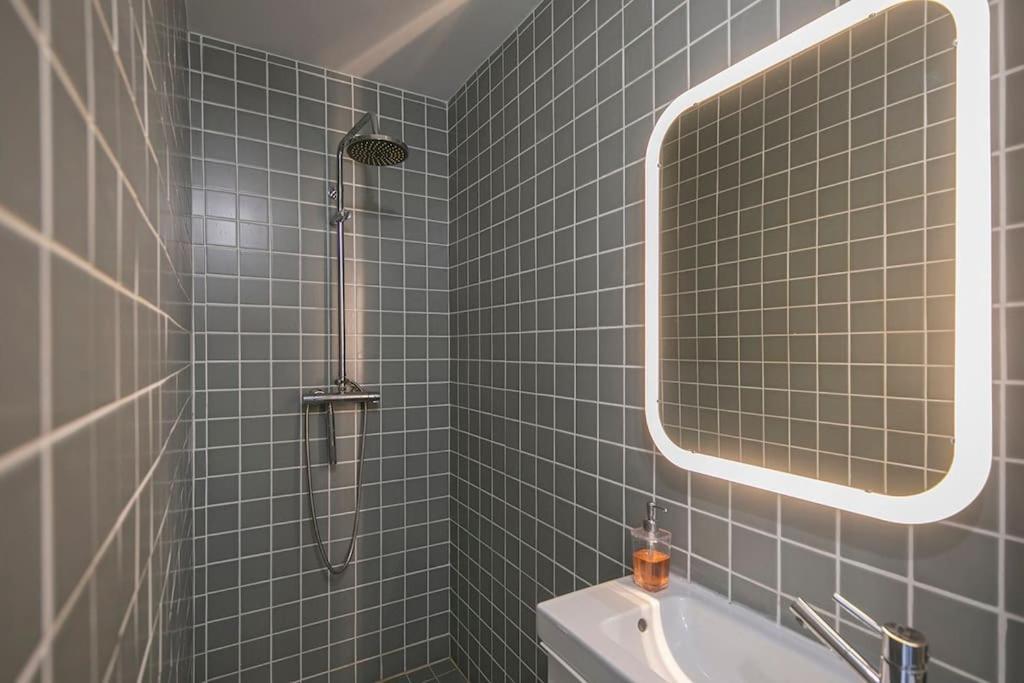 Awesome Stylish Flat Barceloneta * Barcelona