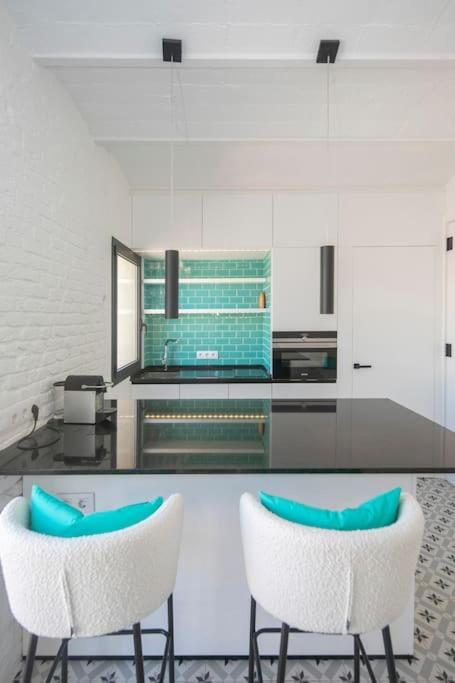 Awesome Stylish Flat Barceloneta